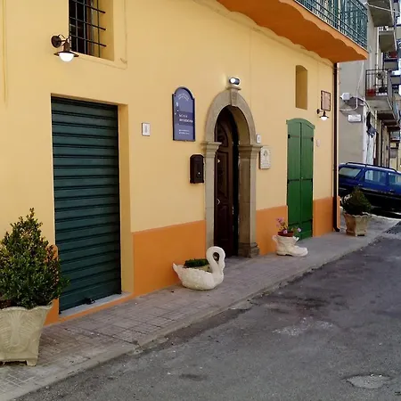 La Casa Dellamericano - Casa D'epoca Anni '30